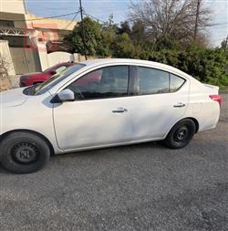 نيسان فيرسا